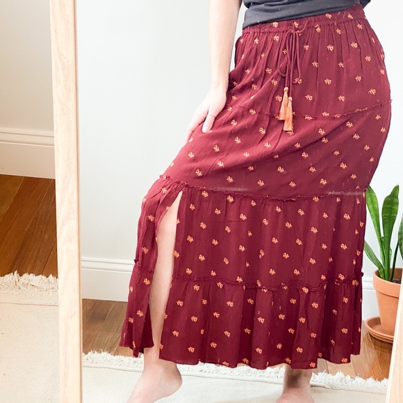 RAGA Dresses & Skirts - RAGA Autumn Love tiered slit skirt M